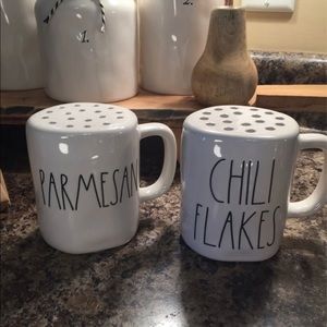 RAE DUNN PARMESAN CHILI FLAKES SHAKERS NEW